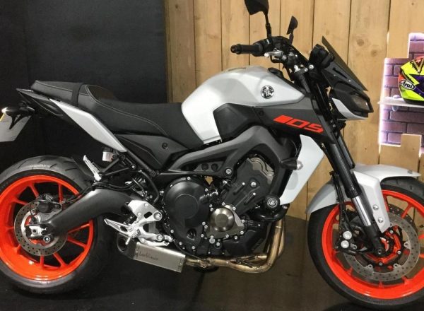 2021 YAMAHA MT-09