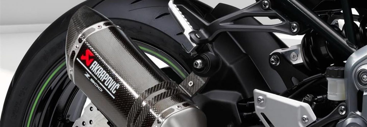 Akrapovic Exhaust Carbon Z900-70kW (ZR900P) 2023 modelyear - Akrapovic carbon exhaust