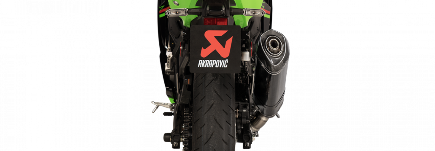 Akrapovic Carbon sports exhaust Euro-5+ - Akrapovic carbon slip-on exhaust